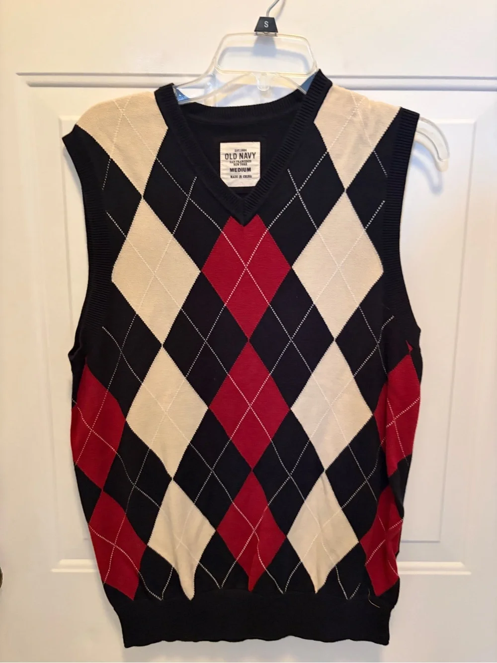 Old Navy White Label with Black Text